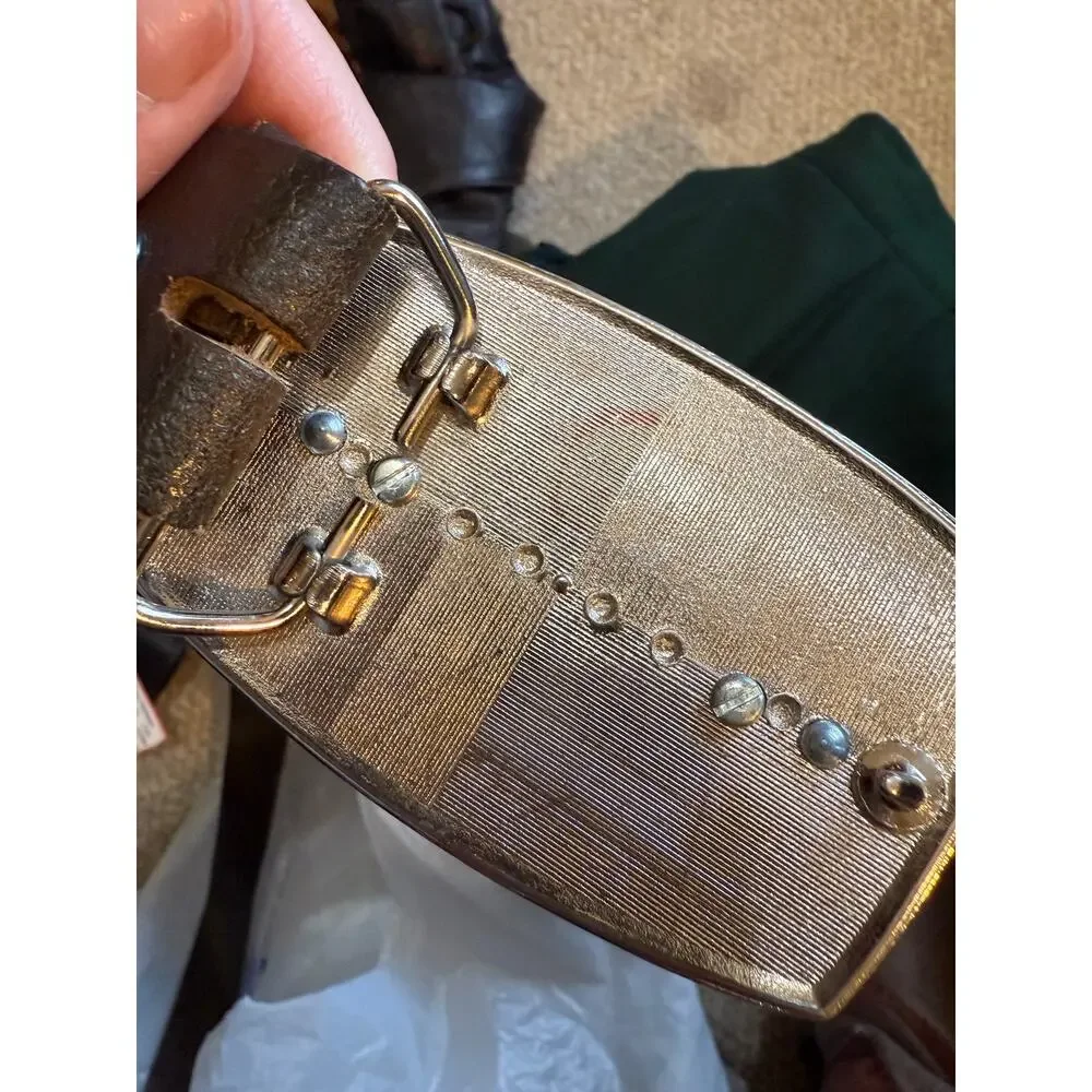Levi’s belt 34 with a‎ silver gold stone buckle M
